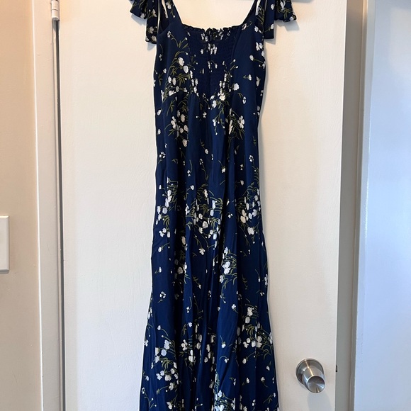 Reformation Nikita Dress, Size 2, Excellent Condition - Picture 5 of 7